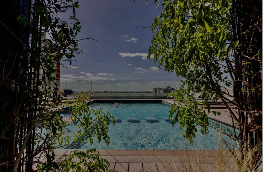 Exclusivo cerca de River con pileta y cochera - 4