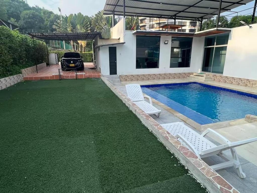 Casa Privada San Lucas Poblado Ricaurte - 3