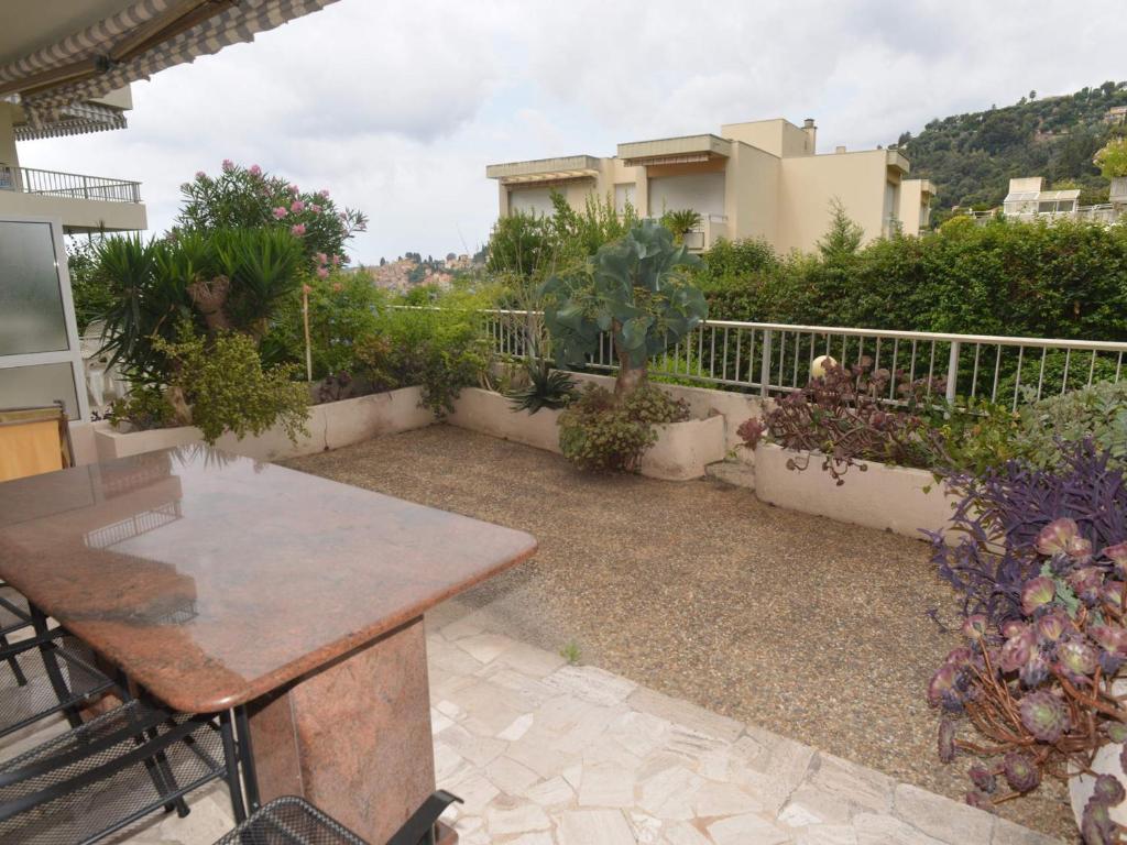 Spacieux 3P avec terrasse et piscine à Menton - FR-1-196-386 - 1