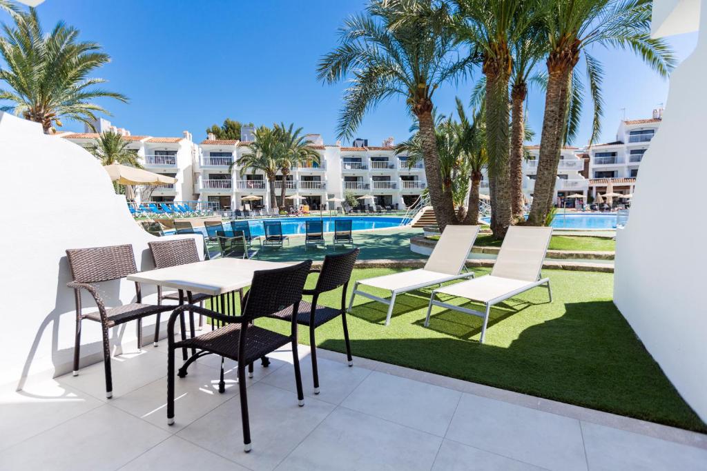 Playas Ca's Saboners — Swimming pool in Palma Nova, Balearic Islands