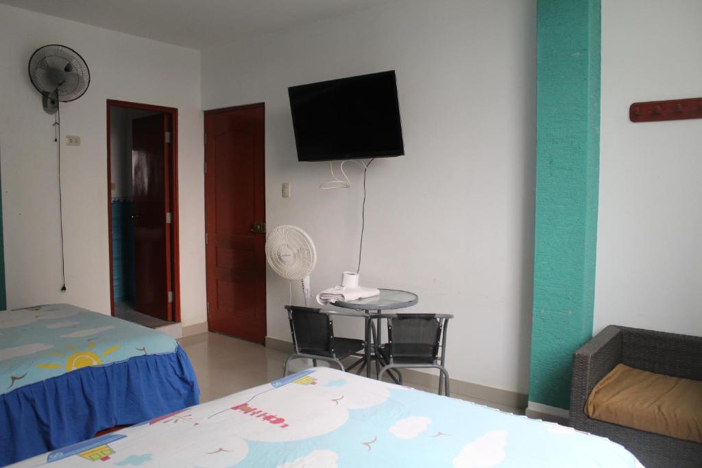 Hospedaje El Manantial - 4