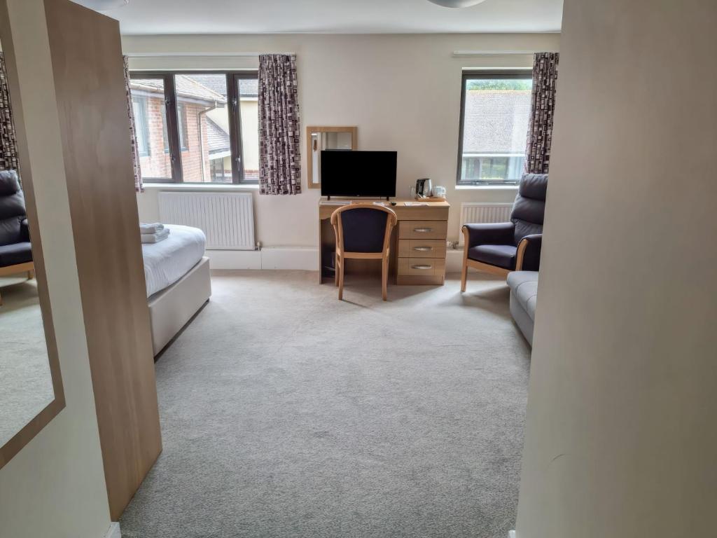 The Driftwood Dwelling at Marine Court, Littlehampton