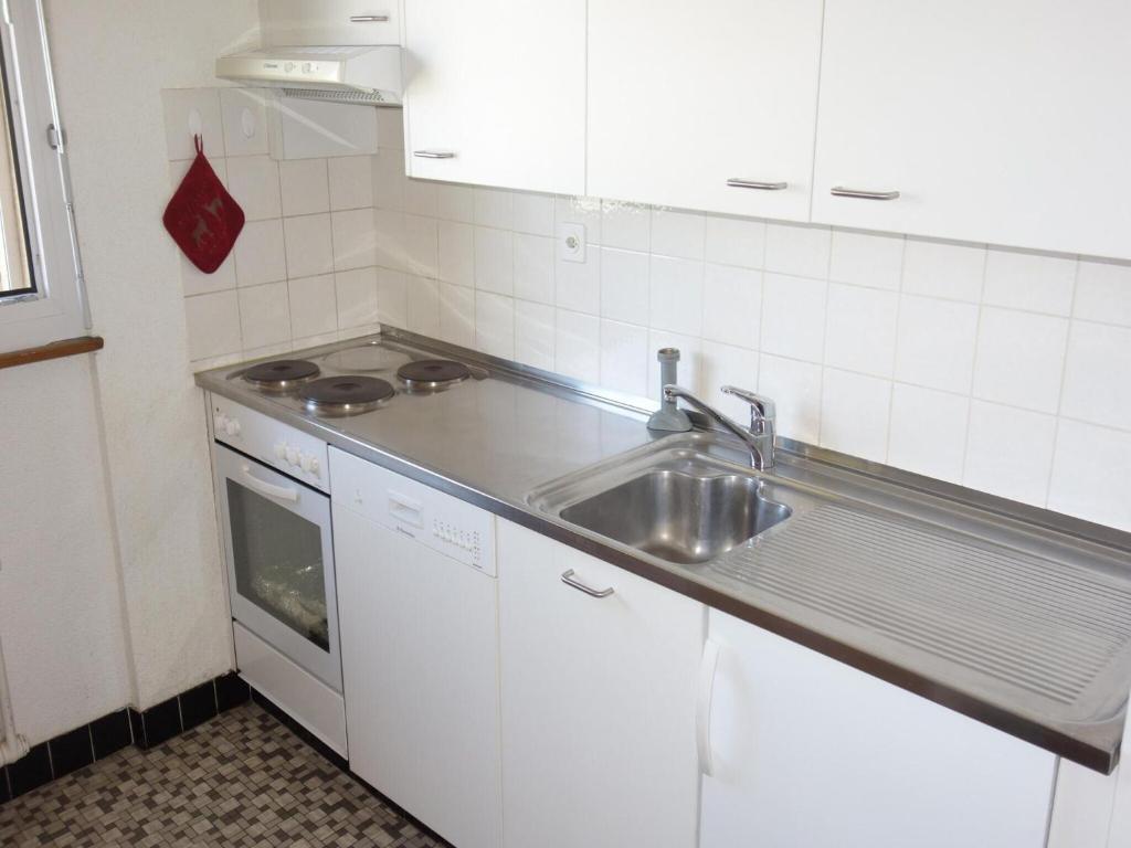 Spacious apartment near cable car - 4
