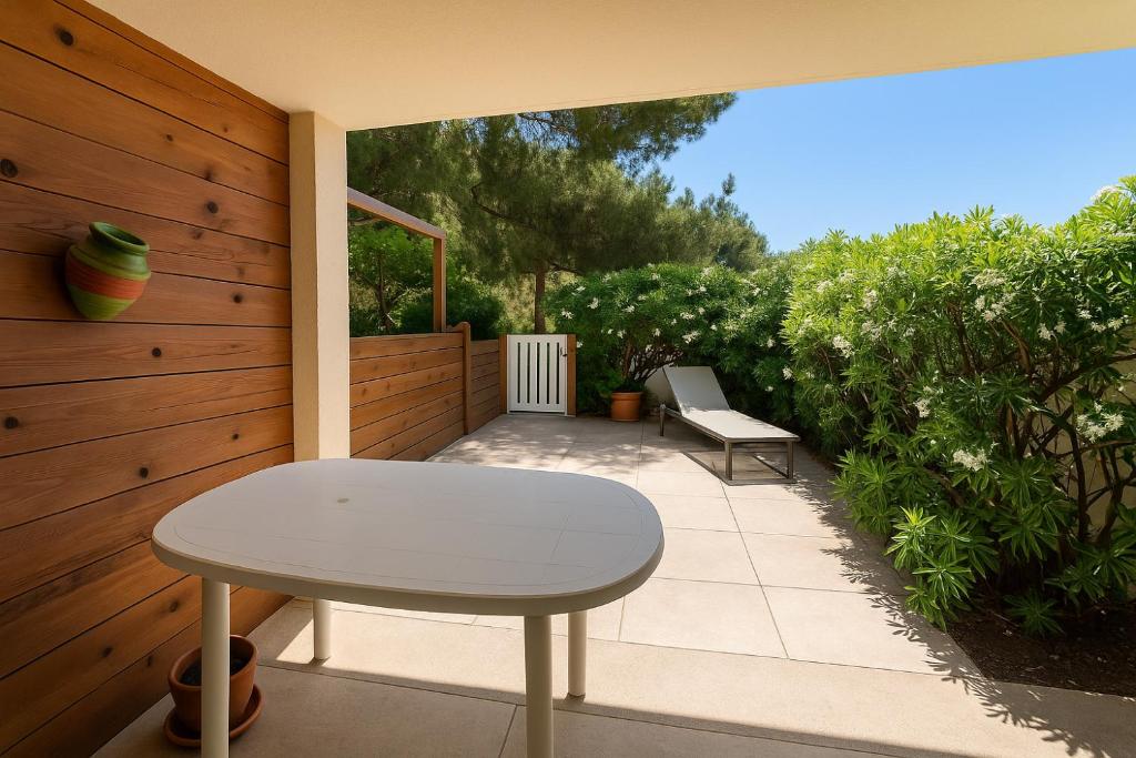 La Maison du Bonheur & Escapade Côte Bleue - 2