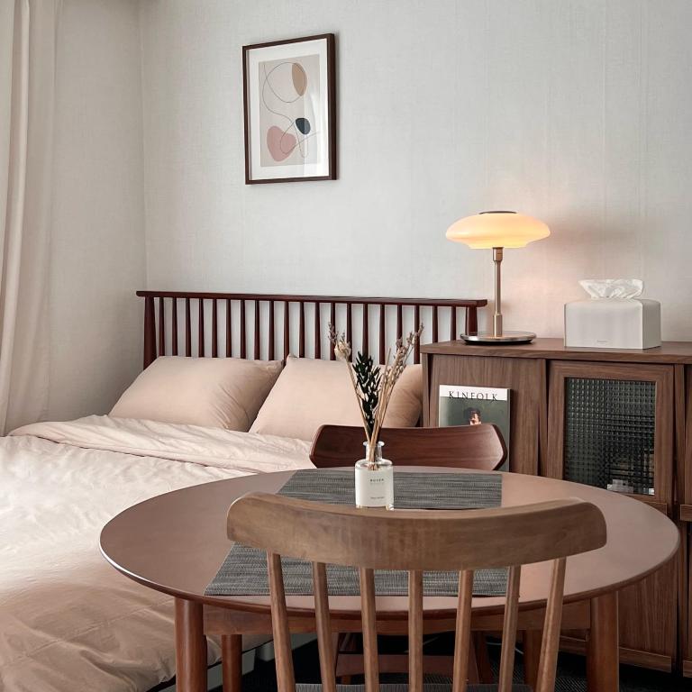 Hapjeong Hongdae walking distance, Comfortable accommodation, Seoul