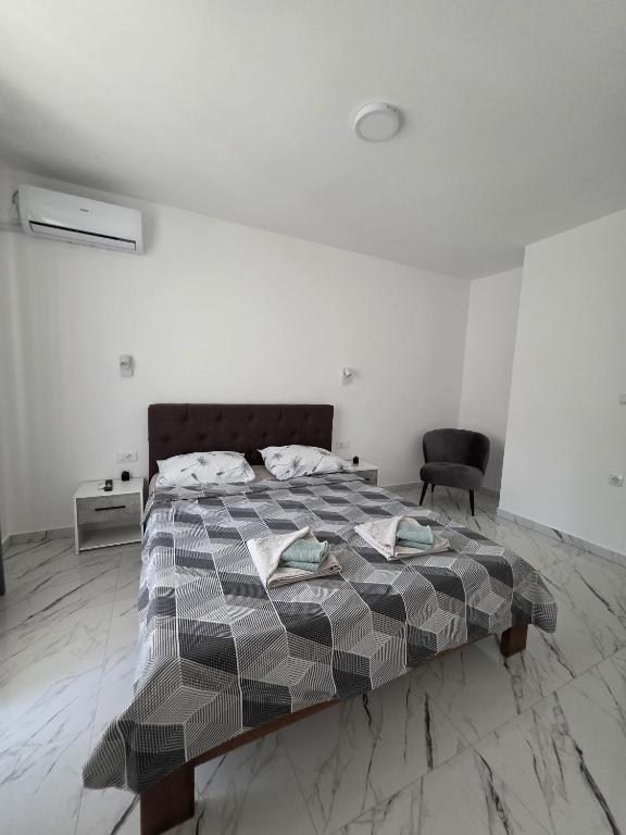 Studio IV, Soko Banja