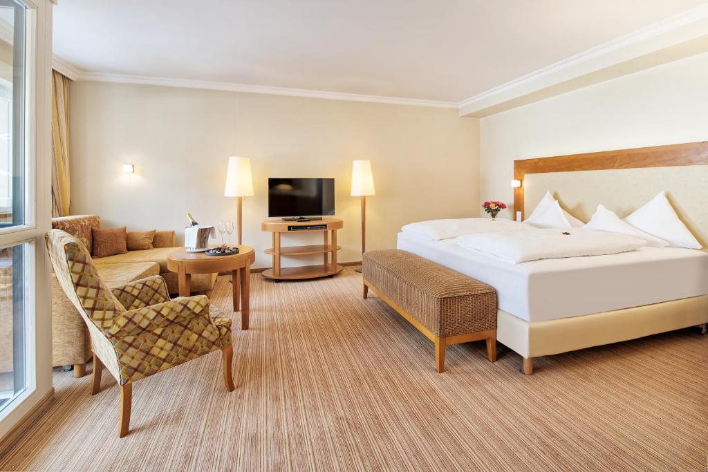 Junior Suite with Balcony