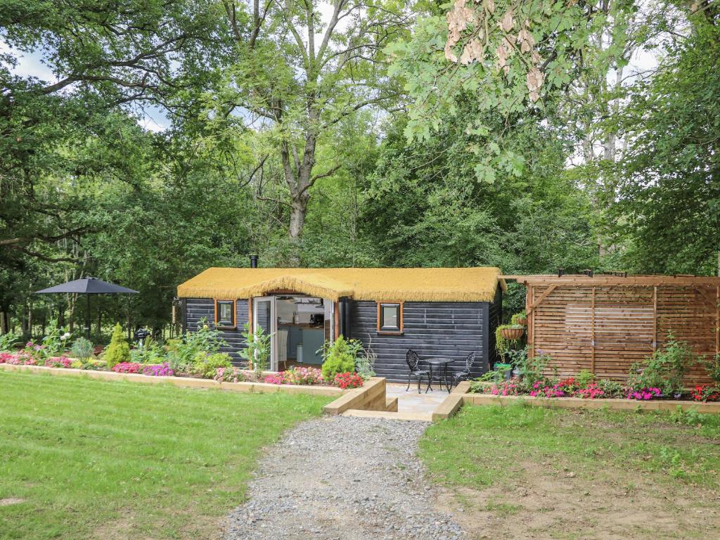 Charltons Hollow Cabin, Haywards Heath
