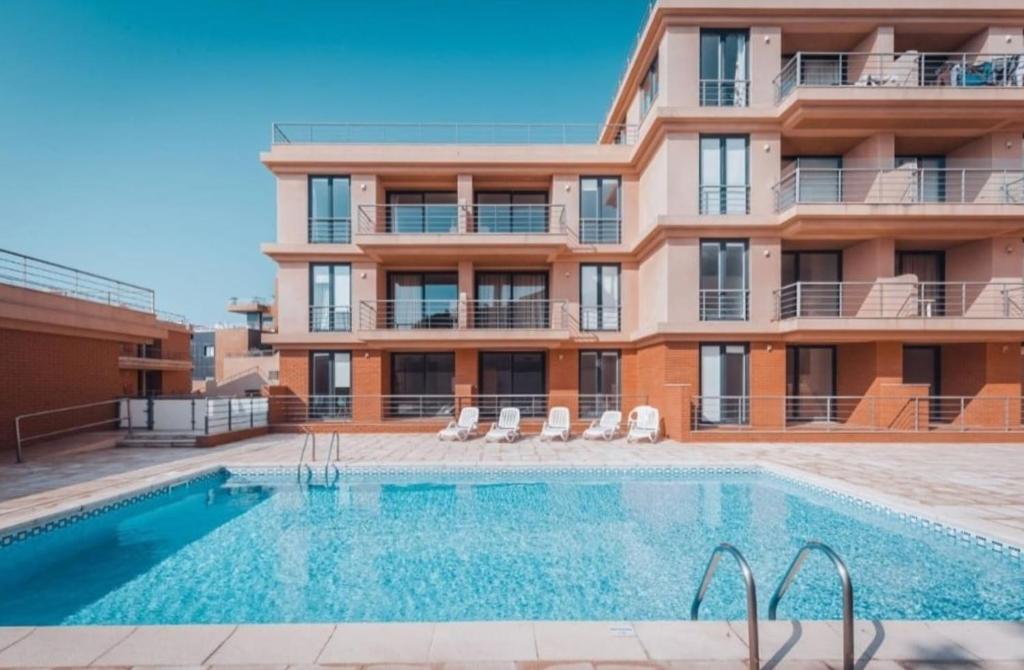 Heart Stone by the Sea, Lourinhã