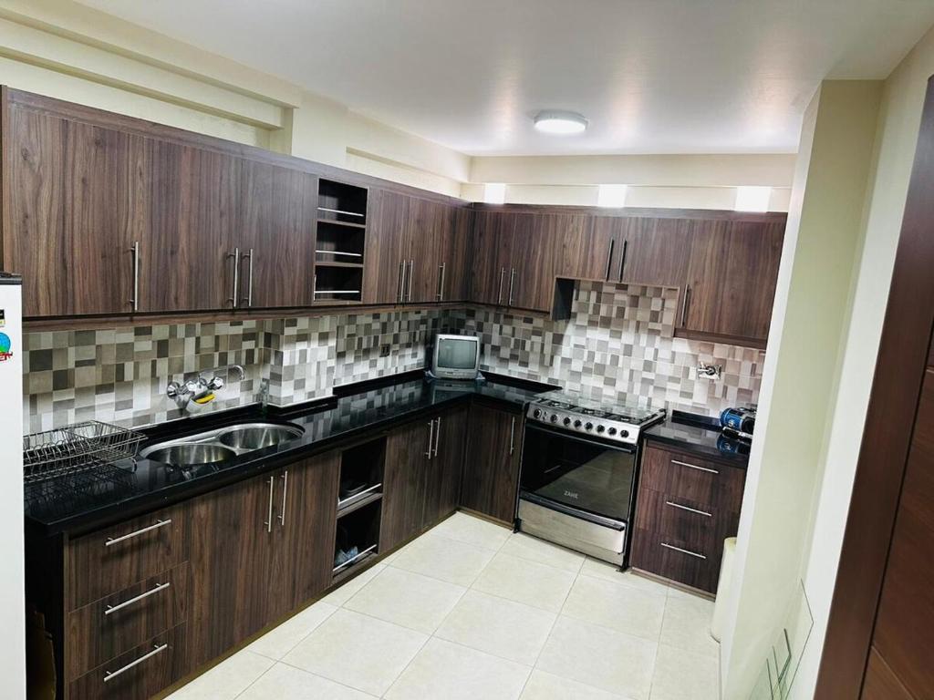 Centrally located and comfortable apartment - 4