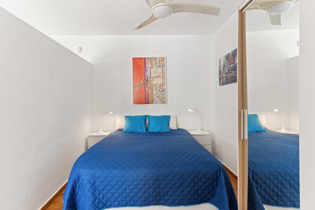 Charming studio apt with big Terrace - 3