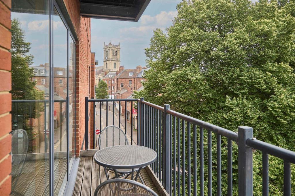 Host & Stay - Newport House Apartment, Worcester