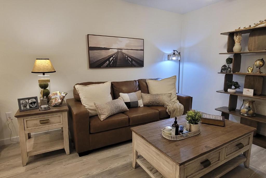 Ruby 214, Pigeon Forge