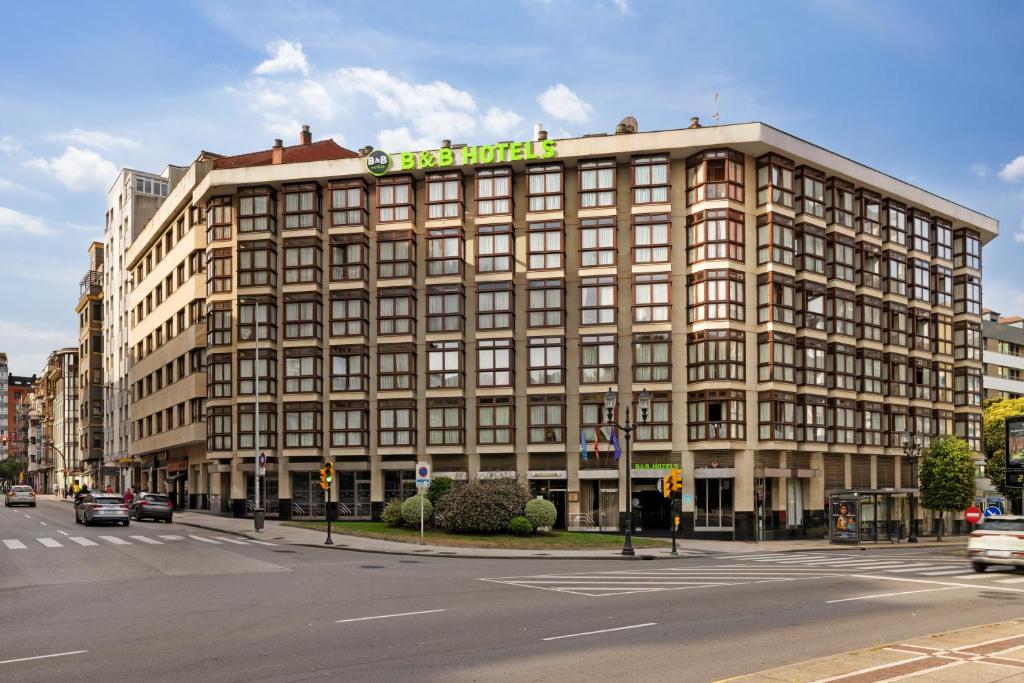 B&B HOTEL Gijón Centro Begoña - 1