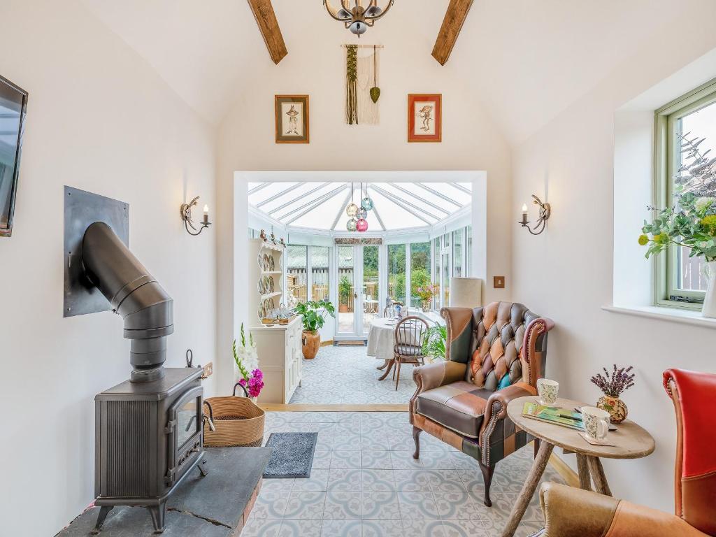 The Pigeons Nest, Peplow