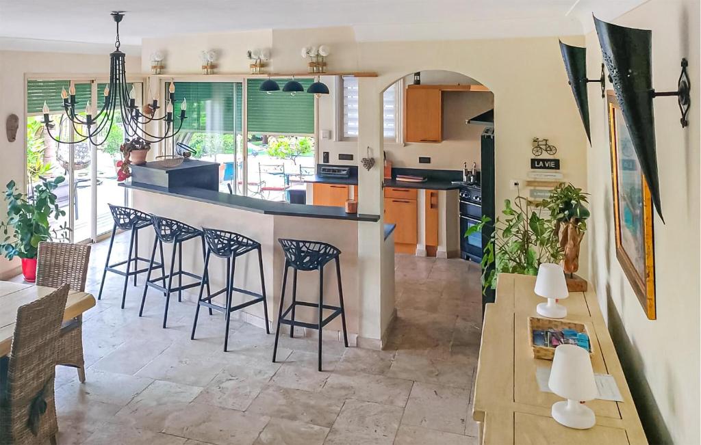 Stunning Home In Speracedes - 5