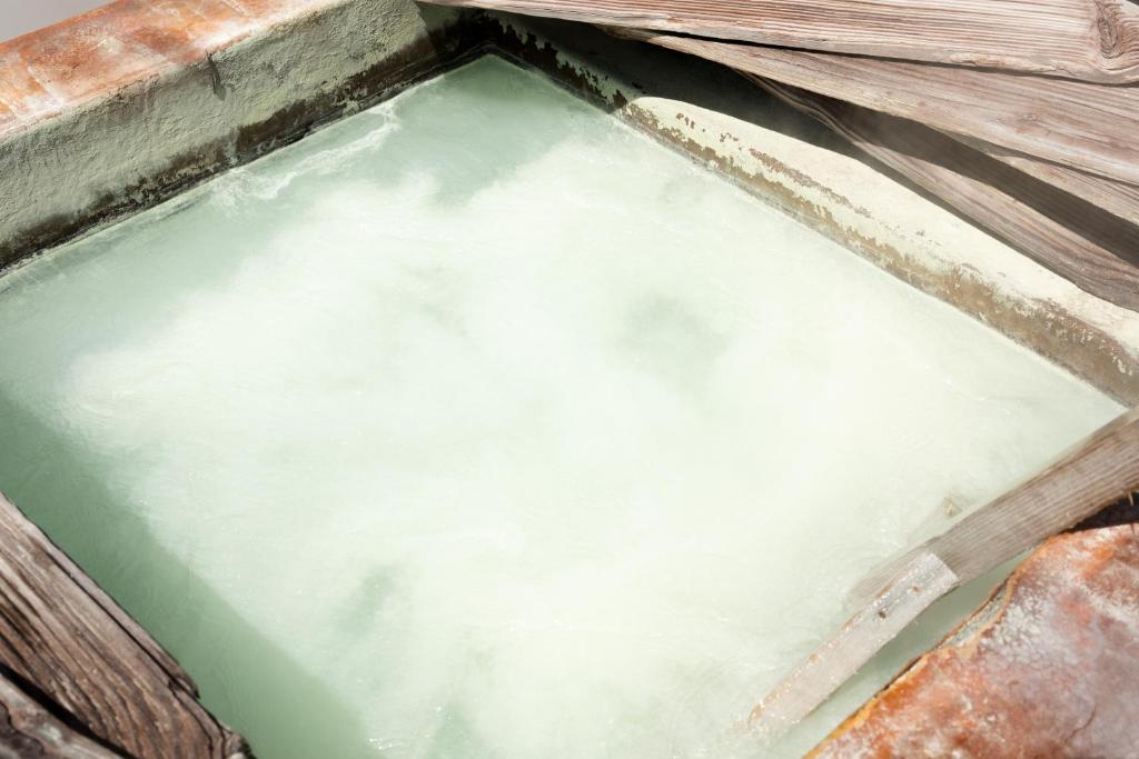 Vasca con acque termali