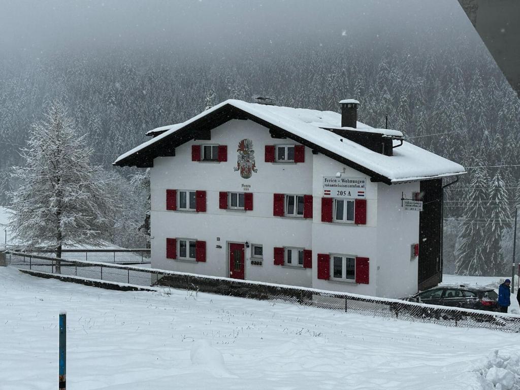 Modern Apartment in Sankt Gallenkirch with Balcony, Sankt Gallenkirch