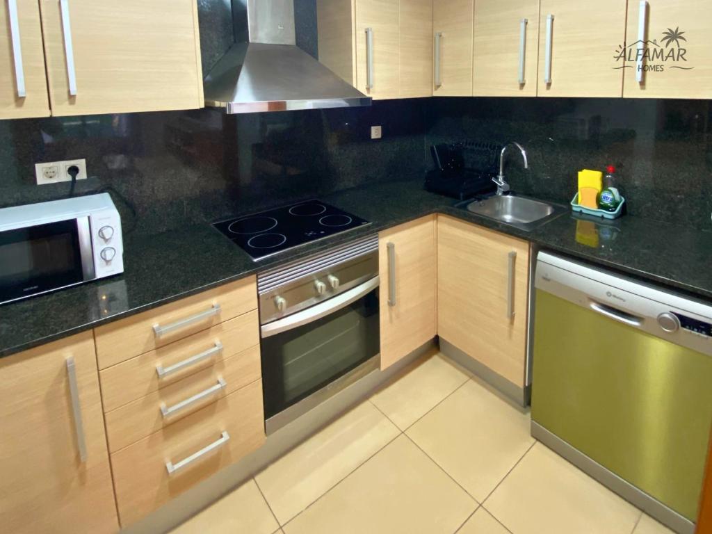 Bali Suite - Modern Apartment with Parking & Swimming Pool - 5