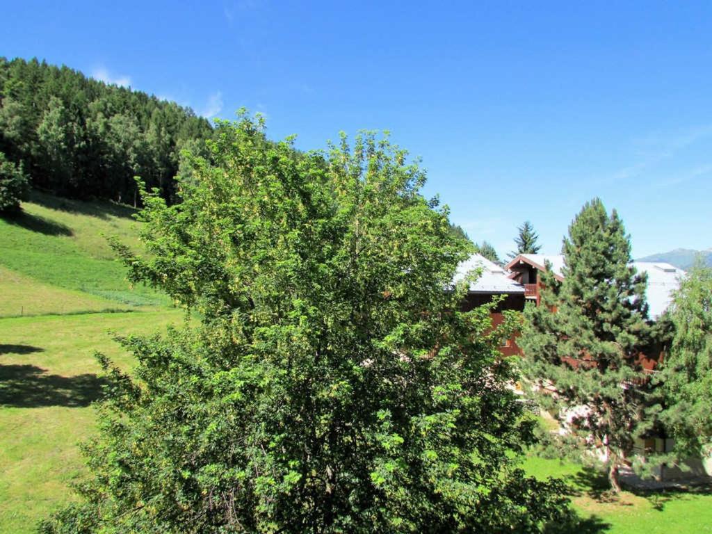 Studio divisible pour 3 pers, prox commerces et pistes, parking gratuit, balcon - FR-1-329-13 - 2