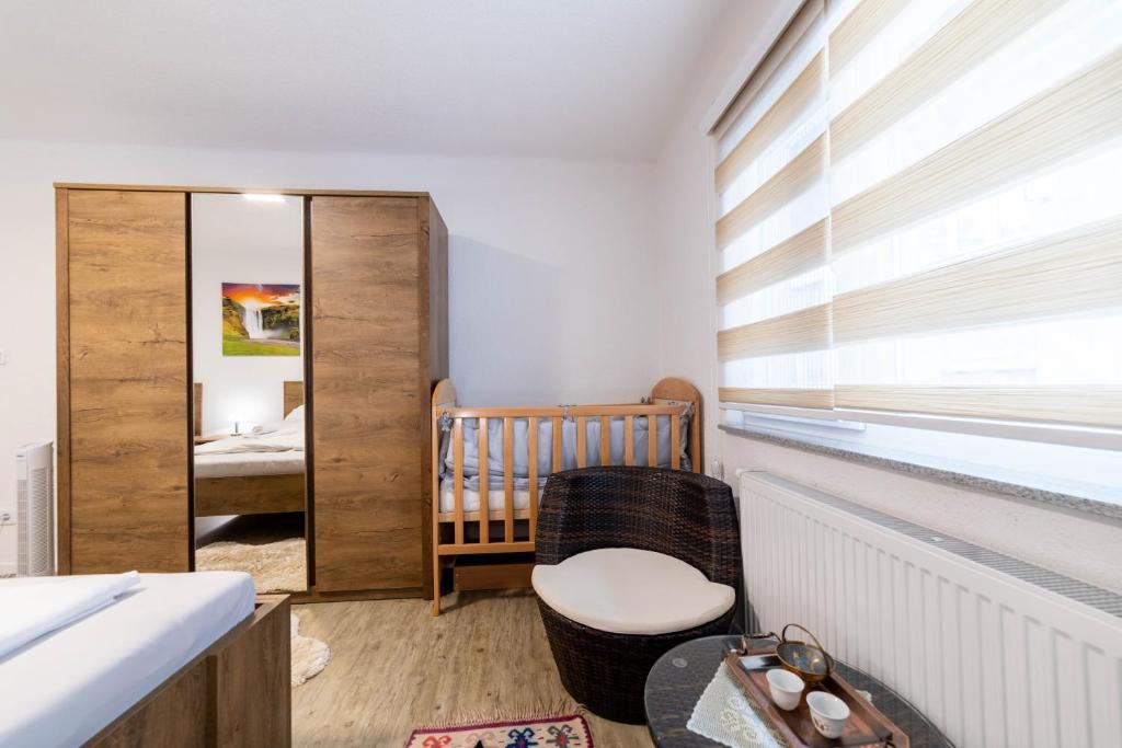 Ferhadija Residence 2-Bedroom Design apartment - Main street - 5