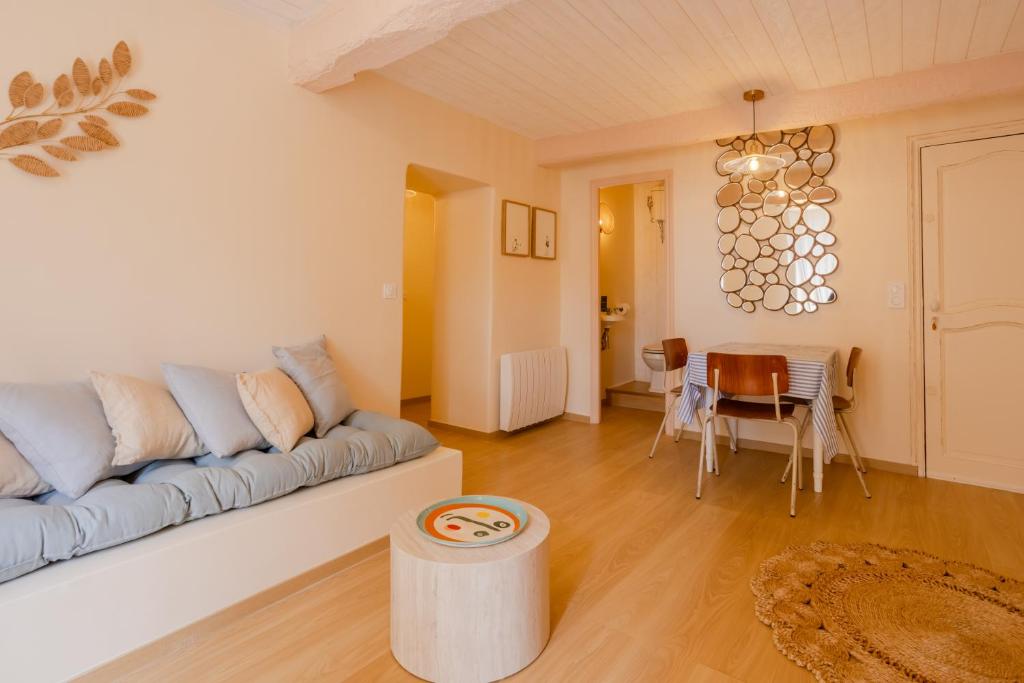 Les Fontaines Saint-Paul-de-Vence Free Parking - 4