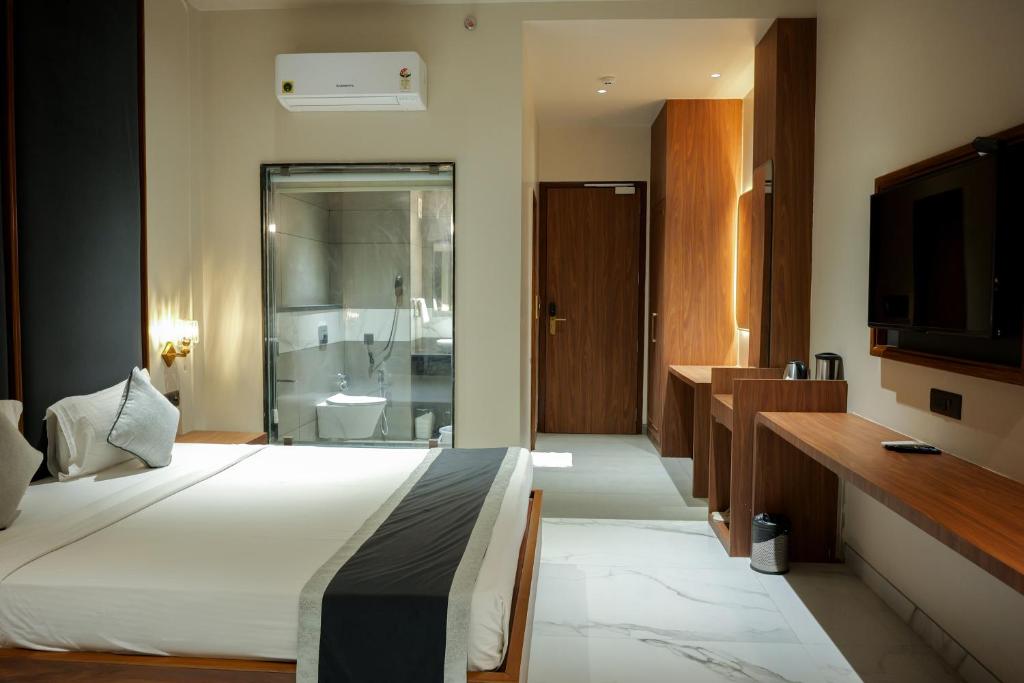 Hotel Highway Prince Behror 객실