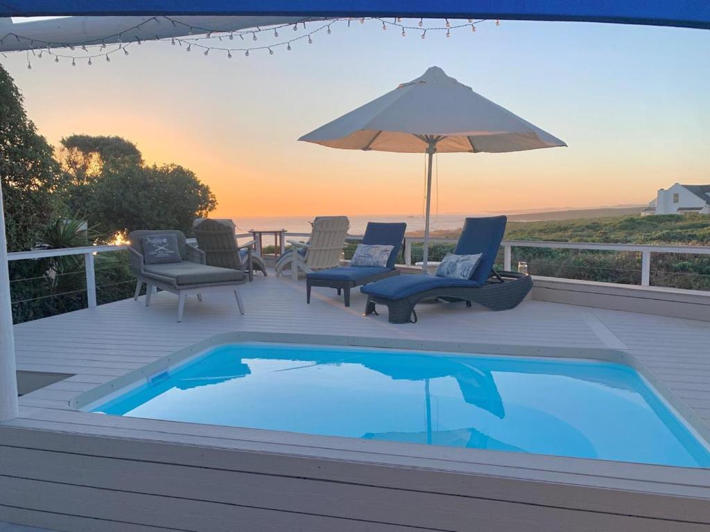 The Starfish View, Grotto Bay