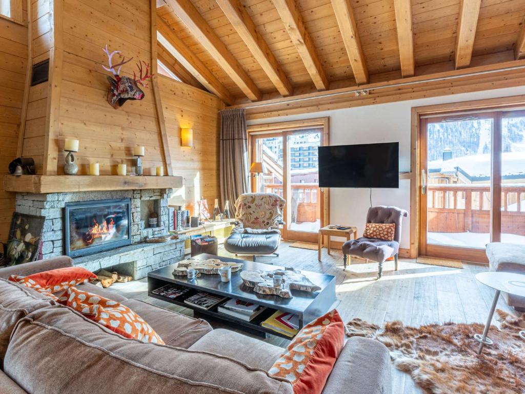 Appartement lumineux et spacieux à Val-d'Isère avec cheminée et prestations de luxe - FR-1-694-82 - 3