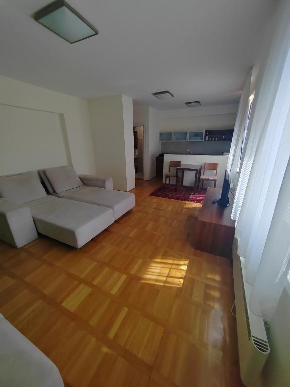 Bohemia Centar, Zlatibor