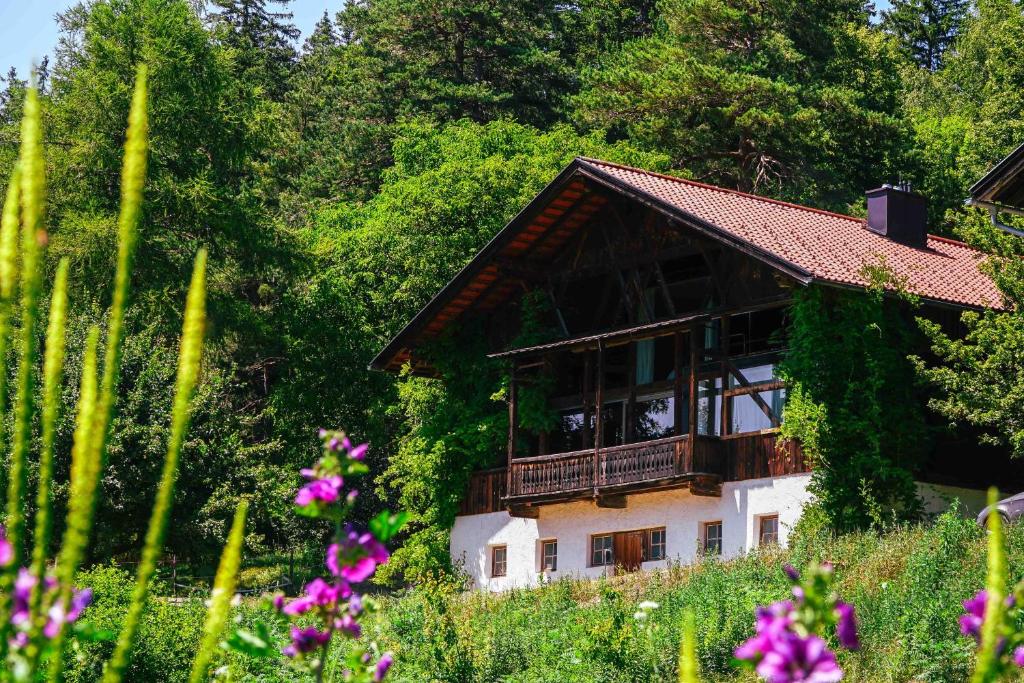 Lansersee Lake Chalet - 3