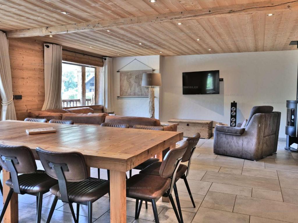 Superbe 5 pièces rénové avec sauna, hammam, jacuzzi, proche télécabines et village, idéal 12/14 pers. - FR-1-458-101 - 1