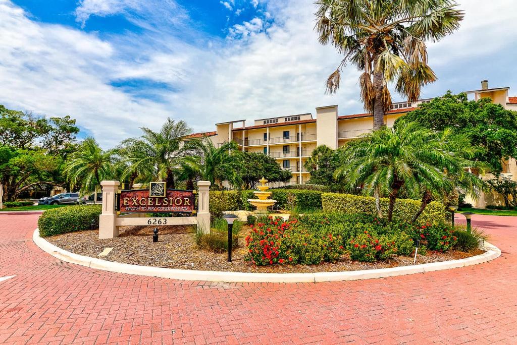 Excelsior 401, Siesta Key