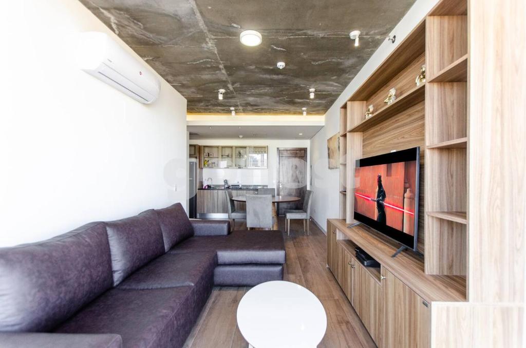 Shopping Del Sol's Finnest, Asuncion