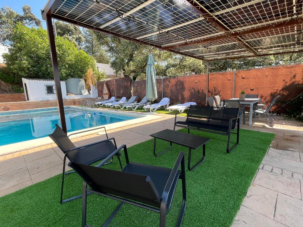 TrassierraRooms - Casa a 10 min de Córdoba 3 habitaciones piscina compartida - 3
