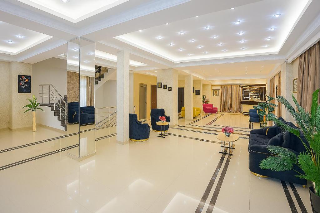 フロント・ロビー