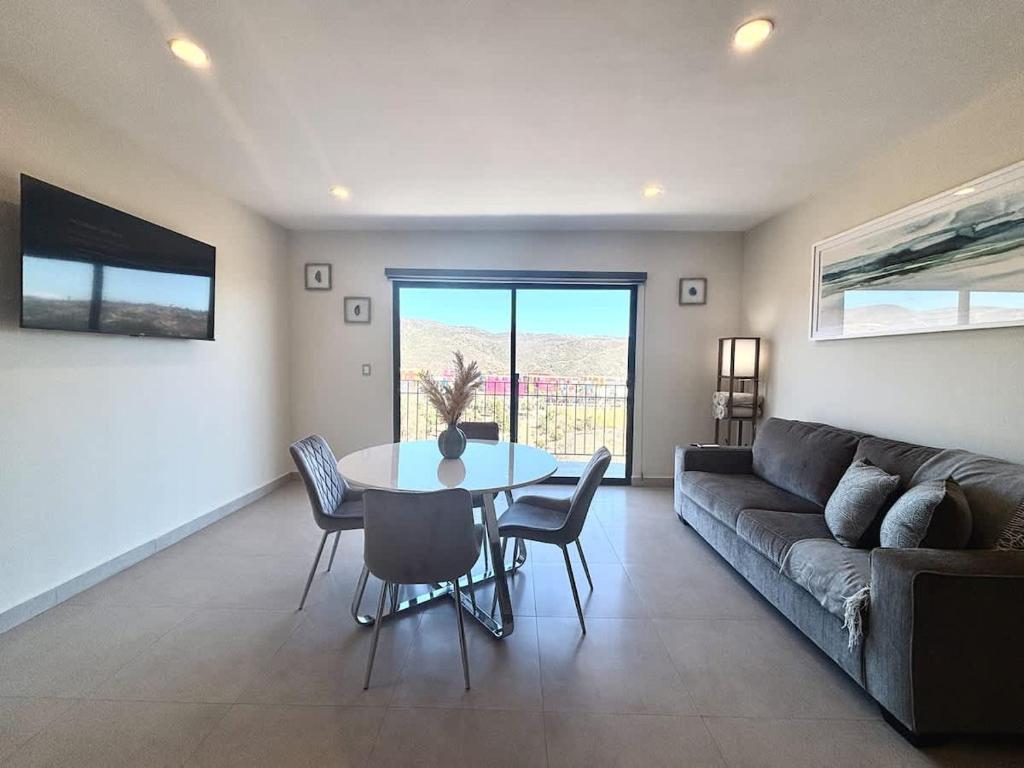 Vinedos del Mar 2BR 2BA with pool - 2