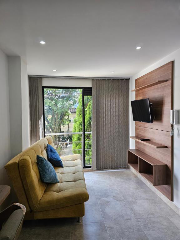 Medellín te Espera Modern & Central Apartment for Travelers - 2
