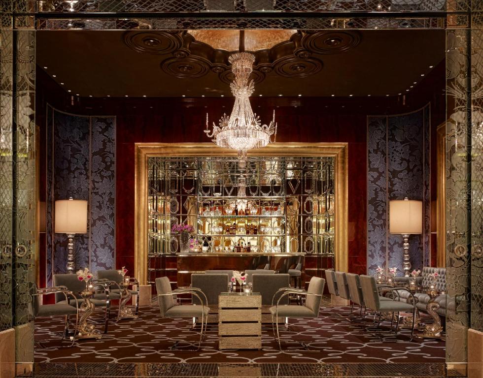Bar/lounge