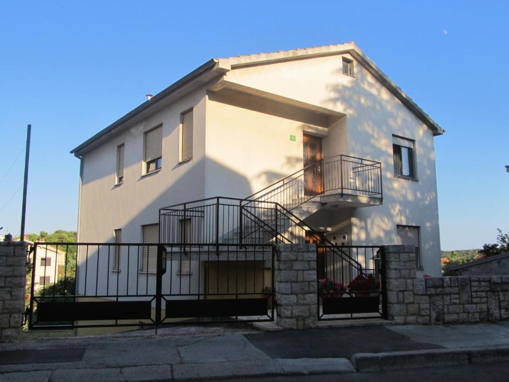 Apartment Razum, Pula