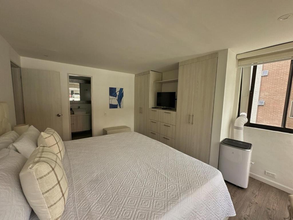 Moderno Apartamento en el Poblado cerca a Provenza 3H Capacidad 8 personas - 2