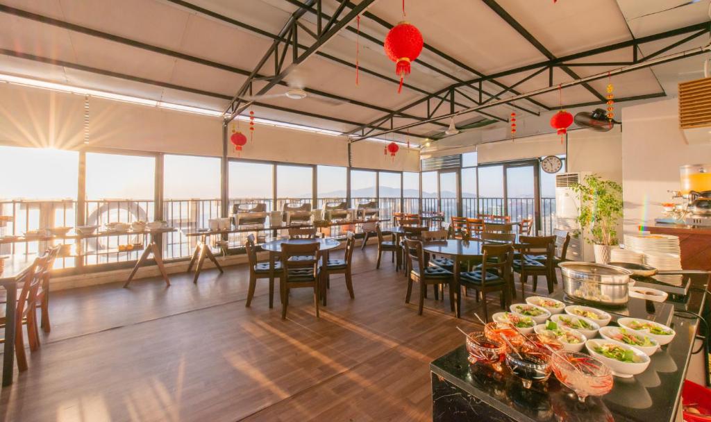 ベルヴー ホテル (Bellevue Hotel)