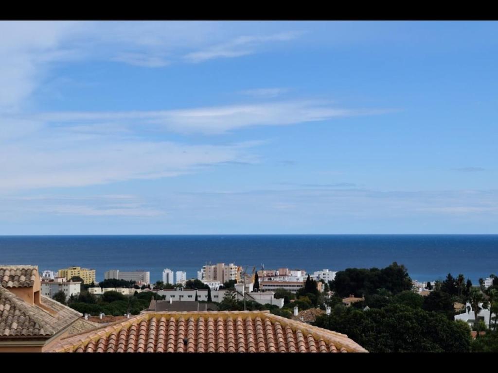Penthouse with fantastic sea view, Arroyo de la Miel