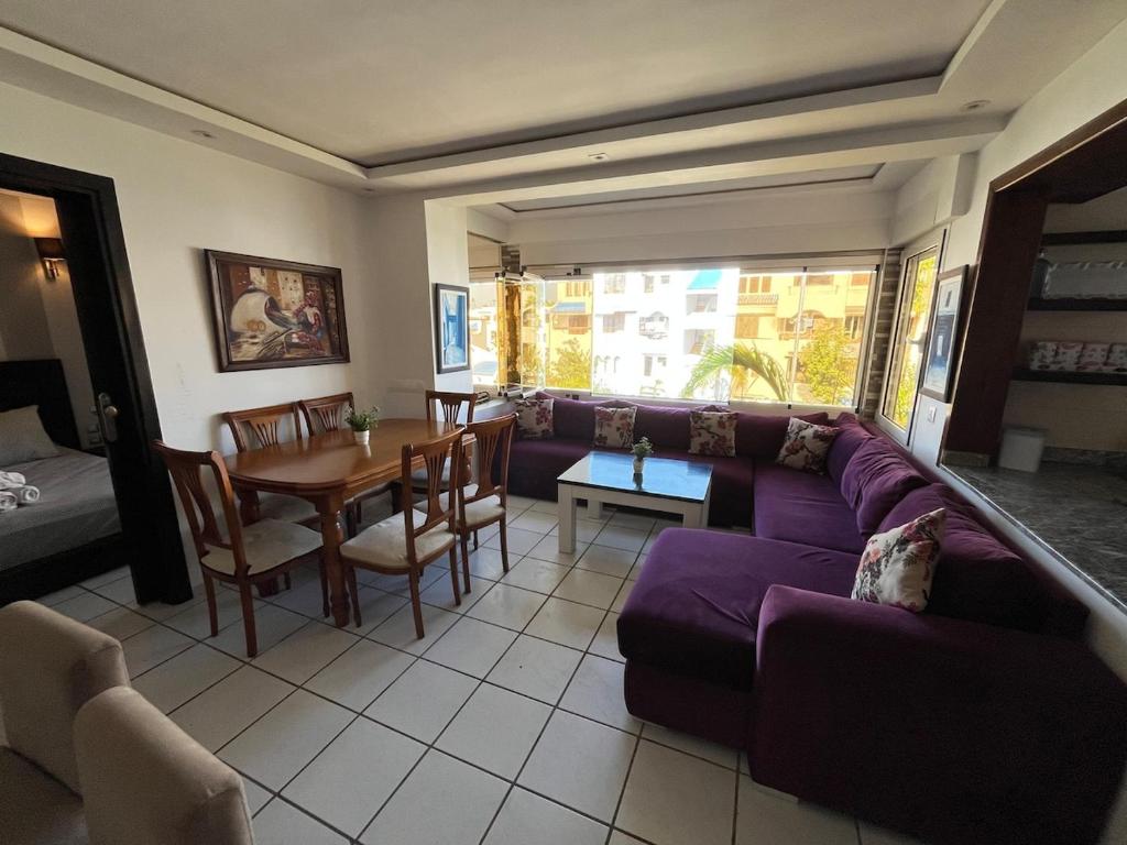 Private beach 100 meters, relaxing stay guaranteed, Fnidek