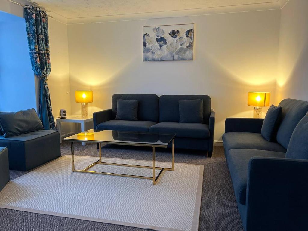 Etruria House - Near Water World, Festival Park and Bet365, Stoke-on-Trent