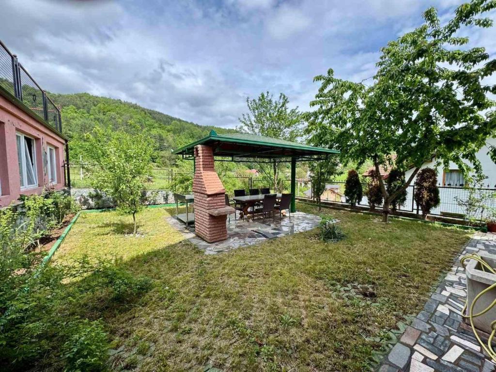 Stari grad Kuca - 4