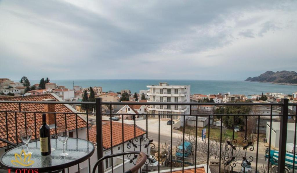 Lotos - stan 421 L2 - 1