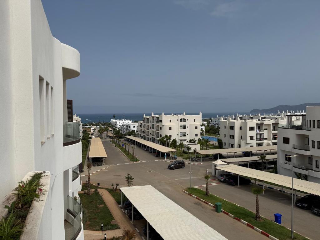 Cozy Flat Sea & Hills View, Marina Smir