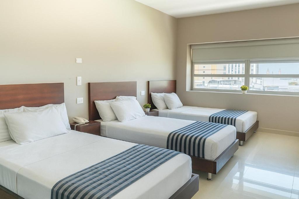 Hotel Caribana Express - 4
