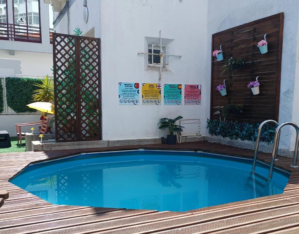 Happy Day Suite Hostel, Costa de Caparica